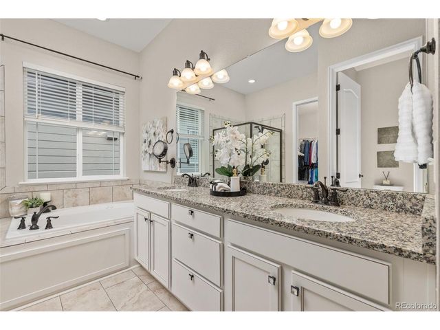 26743 E Peakview Pl, Aurora, CO 80016