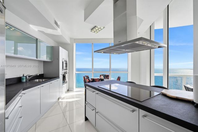 18201 Collins Ave 4709, Sunny Isles Beach, FL 33160