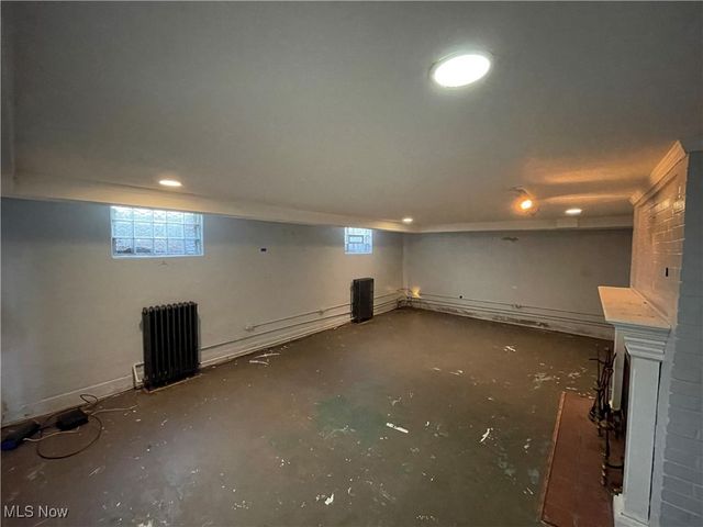 1867 Coronado Avenue, Youngstown, OH 44504