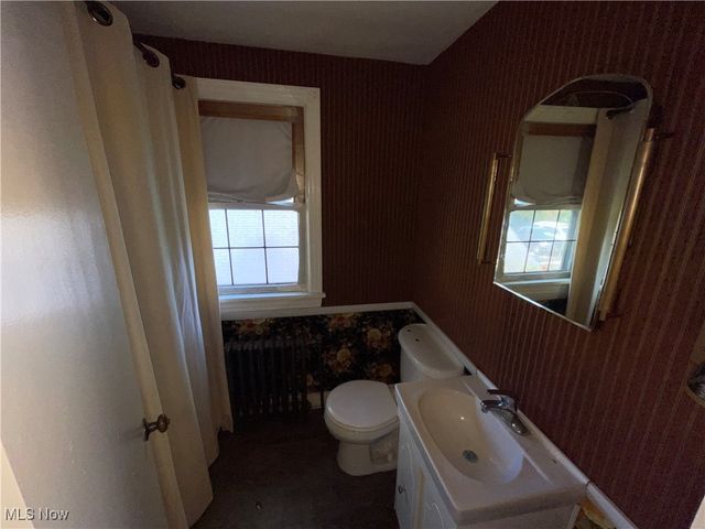 1867 Coronado Avenue, Youngstown, OH 44504