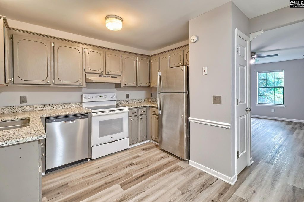 4 Bradley Court A, Cayce, SC 29033