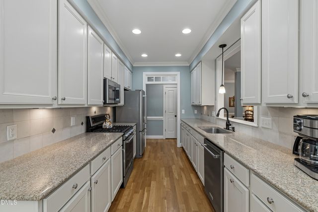 39 Old Grove Lane, Apex, NC 27502