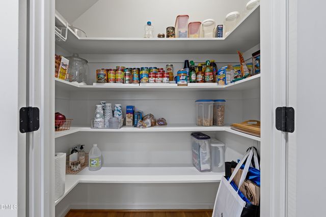 39 Old Grove Lane, Apex, NC 27502