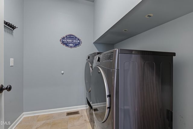 39 Old Grove Lane, Apex, NC 27502