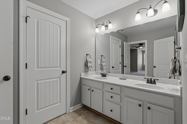 39 Old Grove Lane, Apex, NC 27502