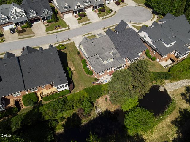 39 Old Grove Lane, Apex, NC 27502