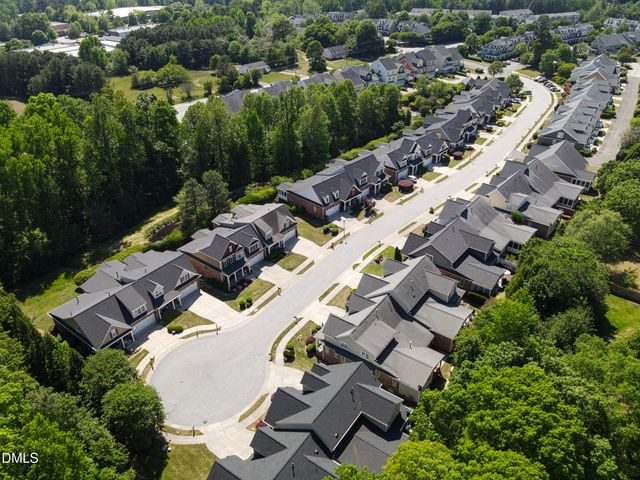 39 Old Grove Lane, Apex, NC 27502