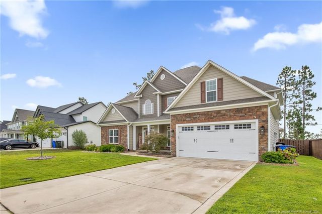 2945 Cragburn Place, Fayetteville, NC 28306