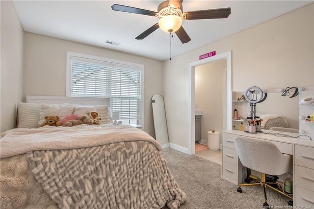 2945 Cragburn Place, Fayetteville, NC 28306