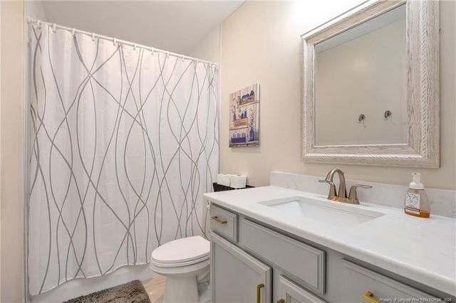 2945 Cragburn Place, Fayetteville, NC 28306