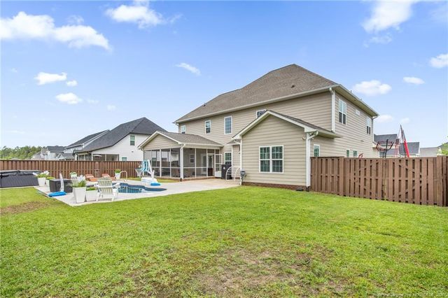 2945 Cragburn Place, Fayetteville, NC 28306