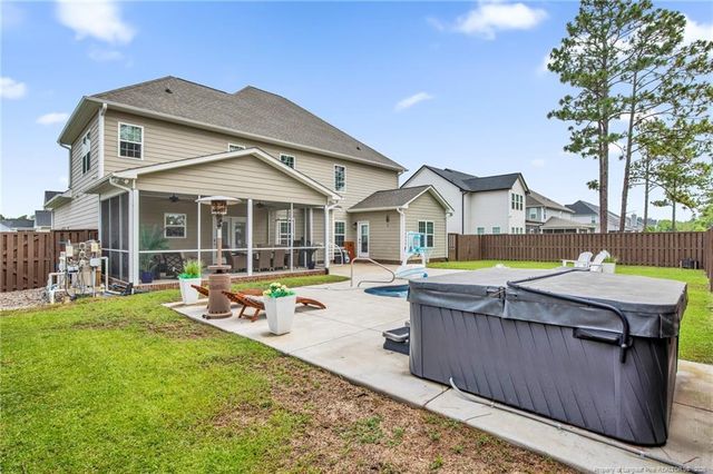 2945 Cragburn Place, Fayetteville, NC 28306