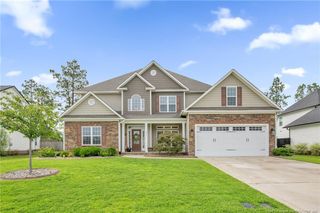 2945 Cragburn Place, Fayetteville, NC 28306