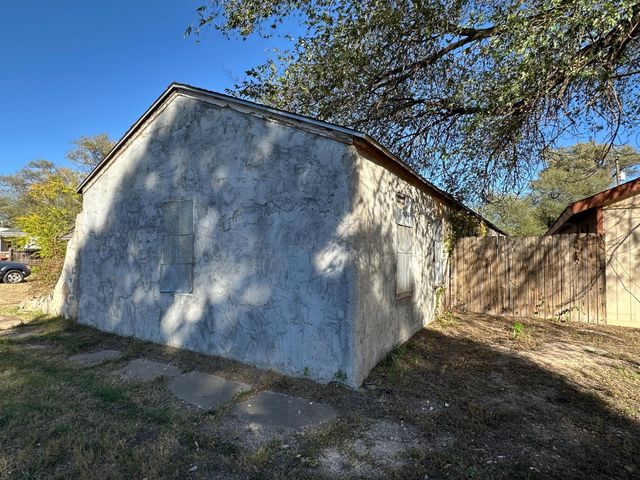 1309 HERMAN Street, Amarillo, TX 79102