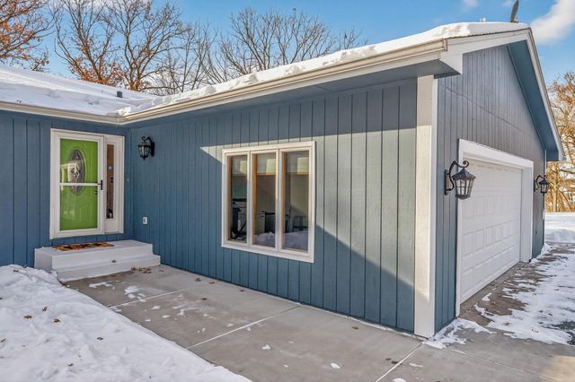 2822 286th Lane NW, Isanti, MN 55040