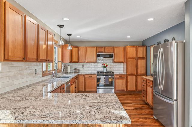 2822 286th Lane NW, Isanti, MN 55040