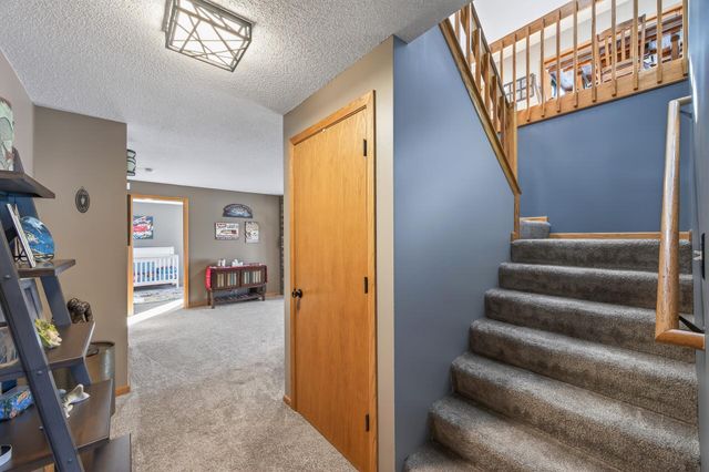 2822 286th Lane NW, Isanti, MN 55040