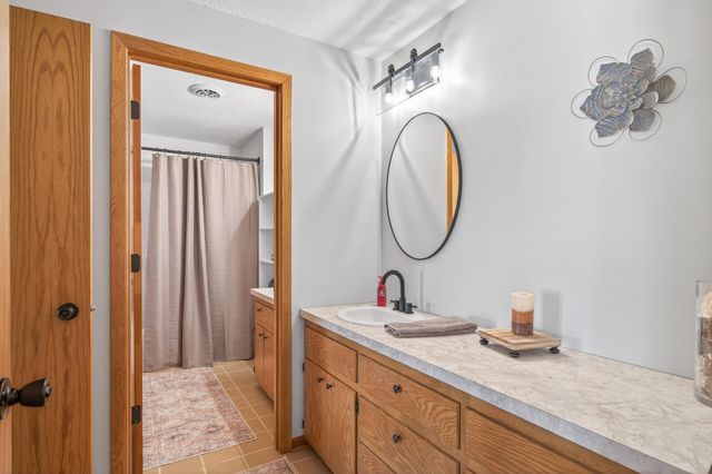 2822 286th Lane NW, Isanti, MN 55040