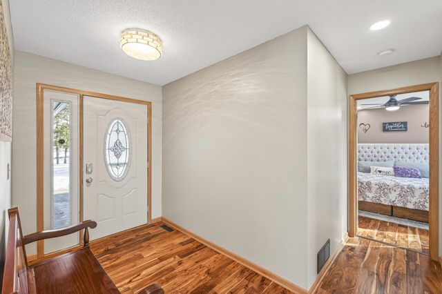 2822 286th Lane NW, Isanti, MN 55040