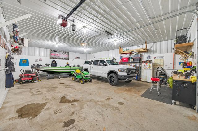 2822 286th Lane NW, Isanti, MN 55040