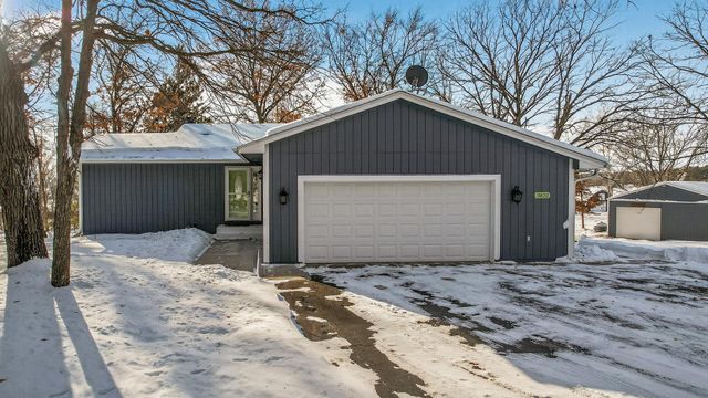 2822 286th Lane NW, Isanti, MN 55040