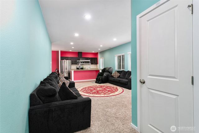 4333 S 52nd Street, Tacoma, WA 98409