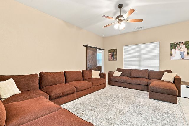 5017 Beaver Creek Avenue, Denton, TX 76207