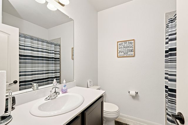 5017 Beaver Creek Avenue, Denton, TX 76207