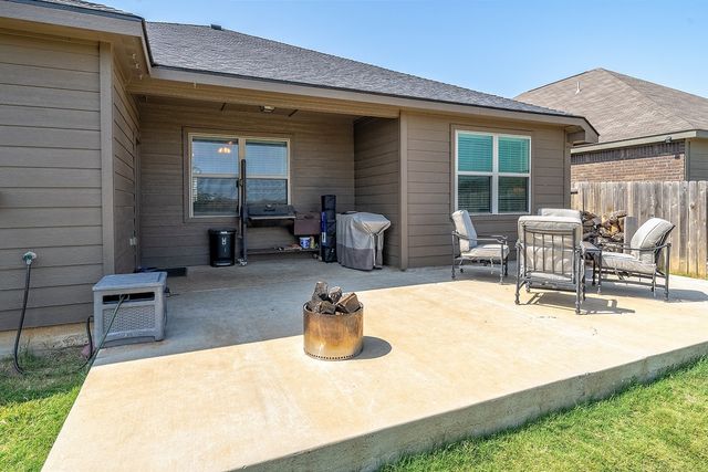 5017 Beaver Creek Avenue, Denton, TX 76207
