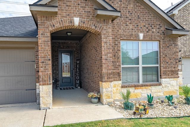 5017 Beaver Creek Avenue, Denton, TX 76207