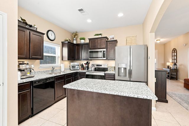 5017 Beaver Creek Avenue, Denton, TX 76207