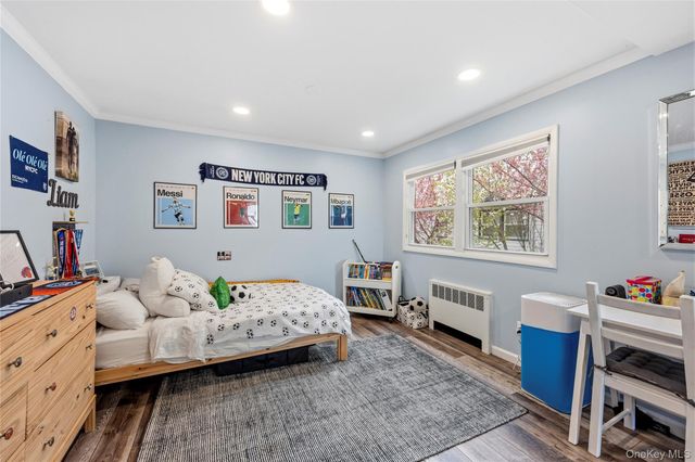 1970 Brook Park Drive, Merrick, NY 11566