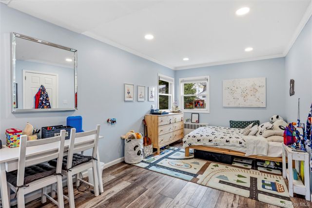 1970 Brook Park Drive, Merrick, NY 11566