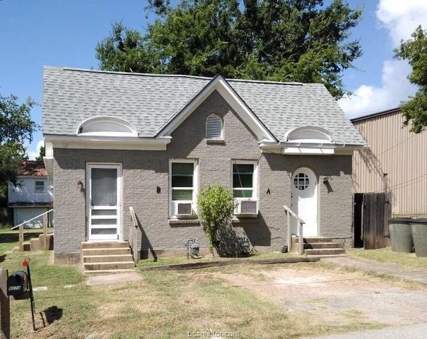 907 Bina Street A, Bryan, TX 77803
