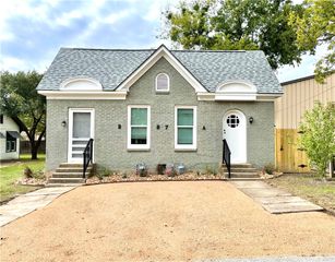 907 Bina Street A, Bryan, TX 77803
