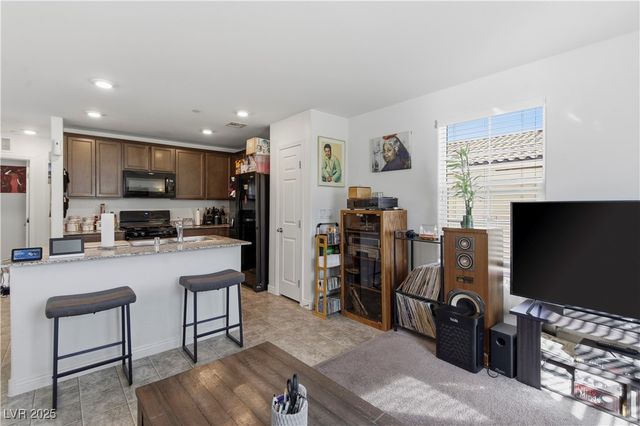 4648 Woolcomber Street, Las Vegas, NV 89115