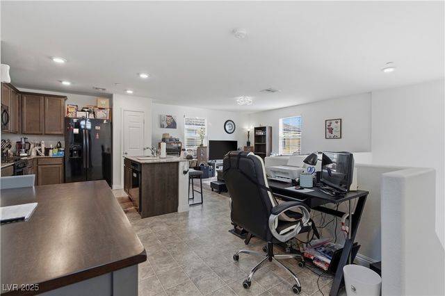 4648 Woolcomber Street, Las Vegas, NV 89115