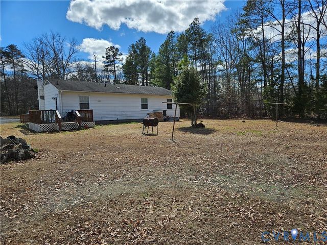 12393 Paige Rd, Woodford, VA 22580