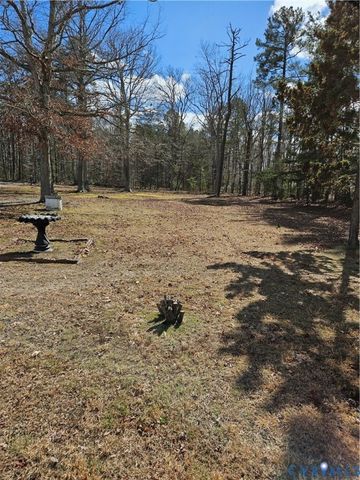 12393 Paige Rd, Woodford, VA 22580