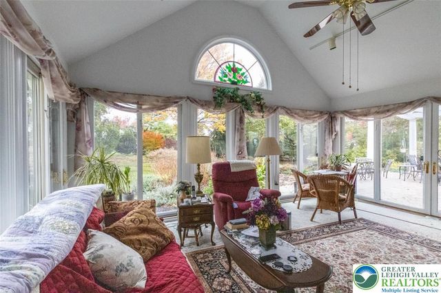 2626 Bayberry Circle, Lower Macungie Twp, PA 18049