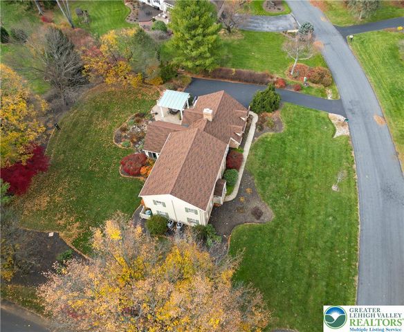 2626 Bayberry Circle, Lower Macungie Twp, PA 18049
