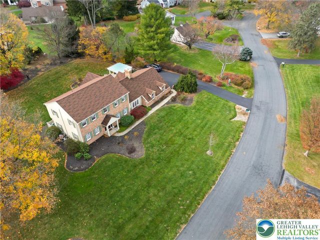 2626 Bayberry Circle, Lower Macungie Twp, PA 18049