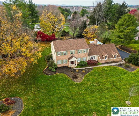 2626 Bayberry Circle, Lower Macungie Twp, PA 18049