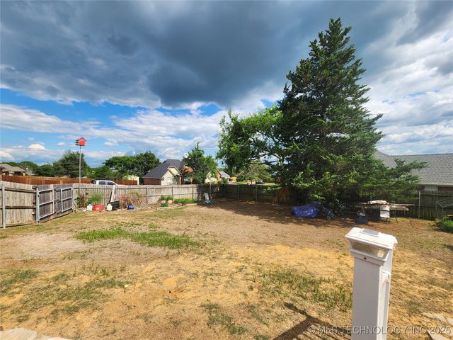 5923 Wilson Street, Durant, OK 74701