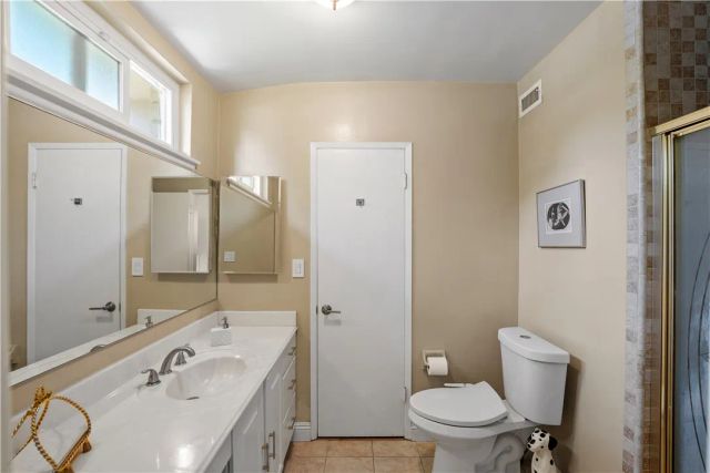 22441 Martha, Woodland Hills, CA 91367