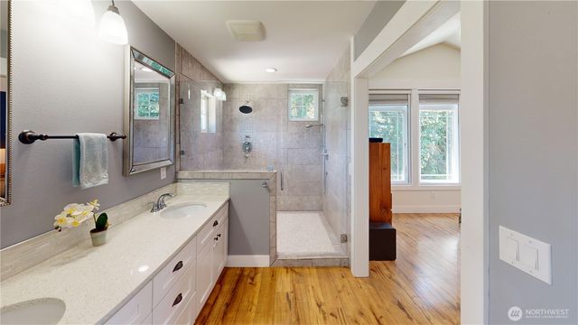 116 Alameda Avenue, Fircrest, WA 98466