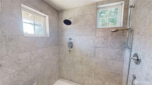 116 Alameda Avenue, Fircrest, WA 98466