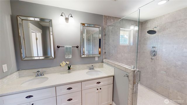 116 Alameda Avenue, Fircrest, WA 98466