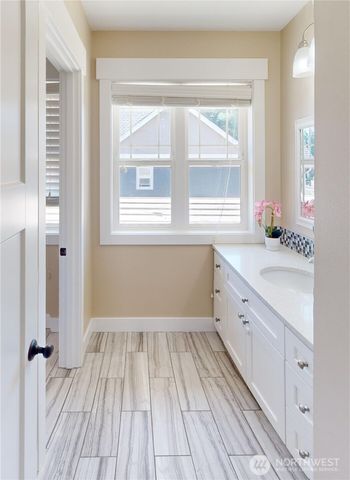 116 Alameda Avenue, Fircrest, WA 98466