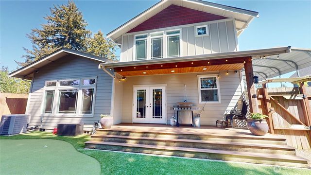 116 Alameda Avenue, Fircrest, WA 98466